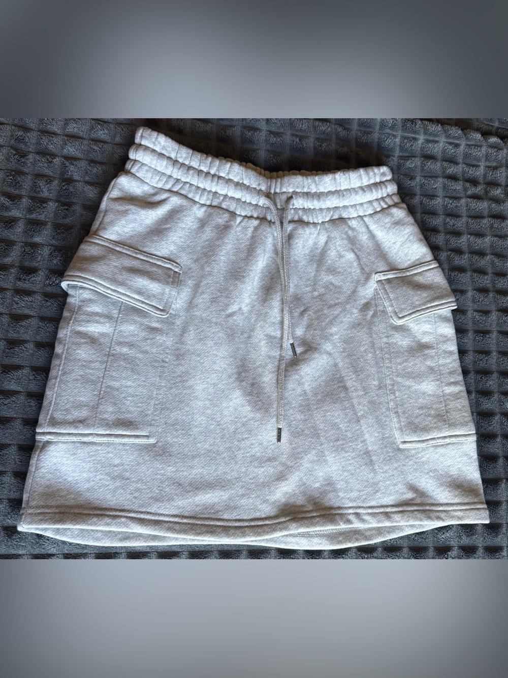2/$20 XS Universal Threads Casual Drawstring Cargo Pocket Skirt Light Gray (B8